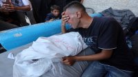 32 شهيدا في قصف إسرائيلي على مدرستين تؤويان نازحين ومنازل بغزة