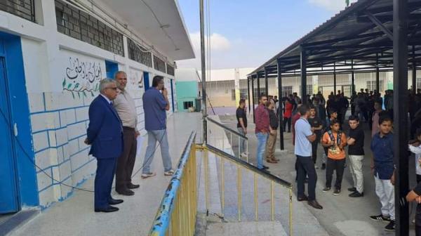 الخصاونة يتفقد مدارس منطقتي قميم والخراج في بداية الدراسة