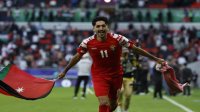 السماح ليزن النعيمات بتأخير التحاقه بمعسكر "النشامى" لإتمام تعاقده مع العربي القطري واستدعاء عزايزة و صبرة
