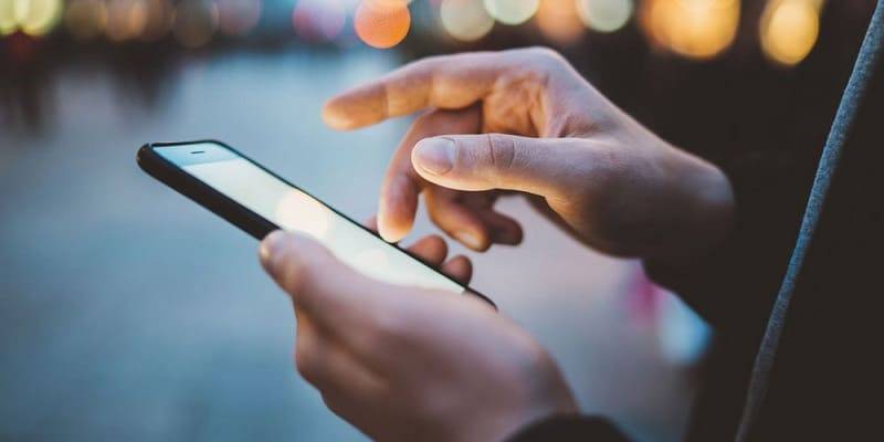 المستقلة للانتخاب: منع استخدام الهاتف الخلوي أثناء التصويت