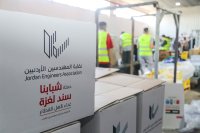 "المهندسين" تسلم الخيرية الهاشمية (2050) طردا غذائيا اغاثيا لصالح غزة