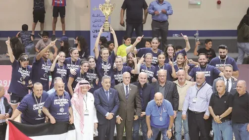 الفحيص يقسو على العلا السعودي ويطبع قبلاته على "السلة العربية" للمرة الأولى