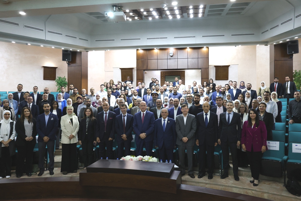 يوم تعريفي في عمان الأهلية ببرنامج "إيراسموس بلس" الوطني لإقليم الوسط