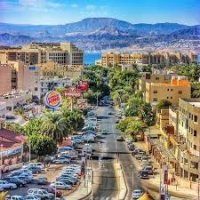 إغلاقات وتحويل طرق في العقبة
