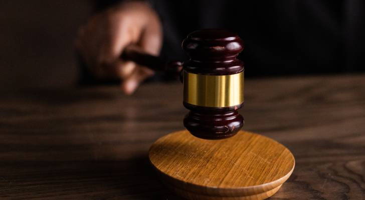 جنايات عمان تواصل النظر بقضية اختلاس أموال قدرت بقيمة 5 ملايين دينار