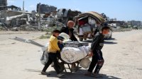 "الإعلامي الحكومي في غزة": أكثر من 2.4 مليون فلسطيني يواجهون كارثة إنسانية