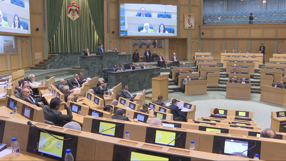 النواب يشرعون بمناقشة  مشروعي  "التعاون" و"العقوبات" لسنة 2025