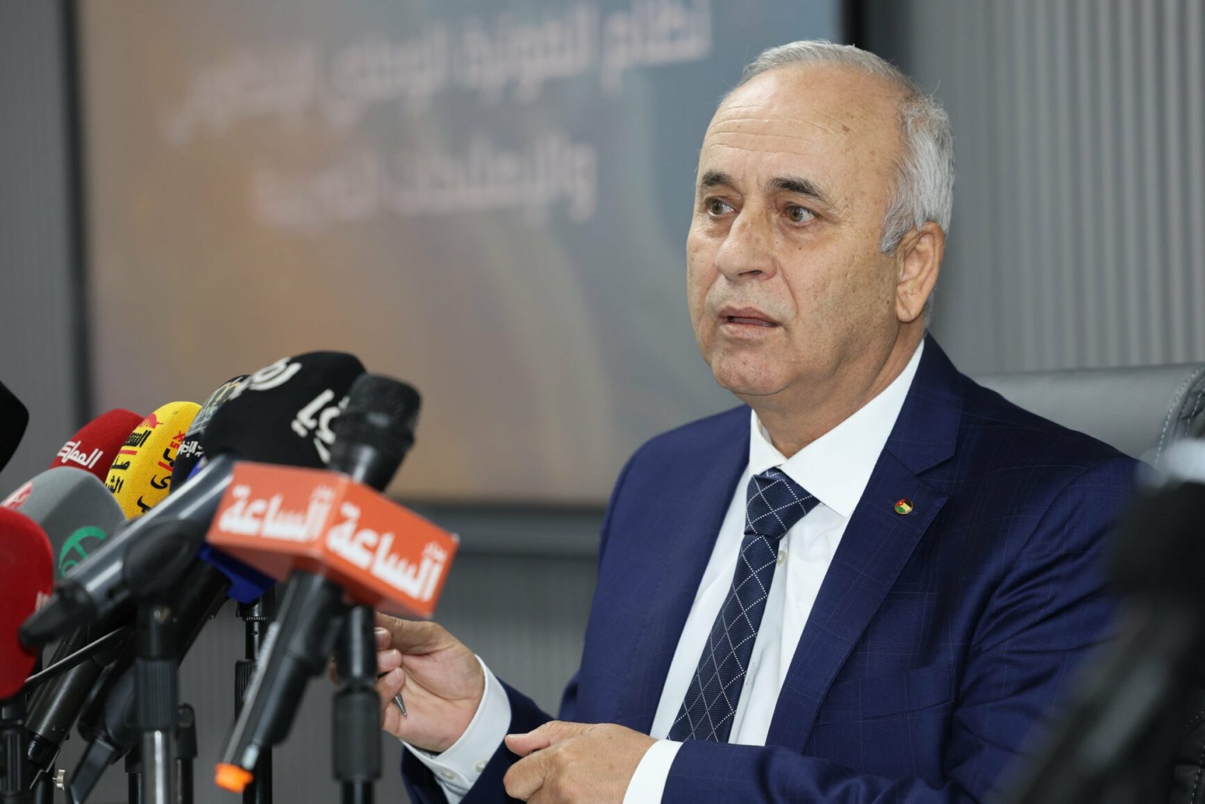 أبو علي: تطوير  نظام للتدقيق الضريبي باستخدام الذكاء الاصطناعي