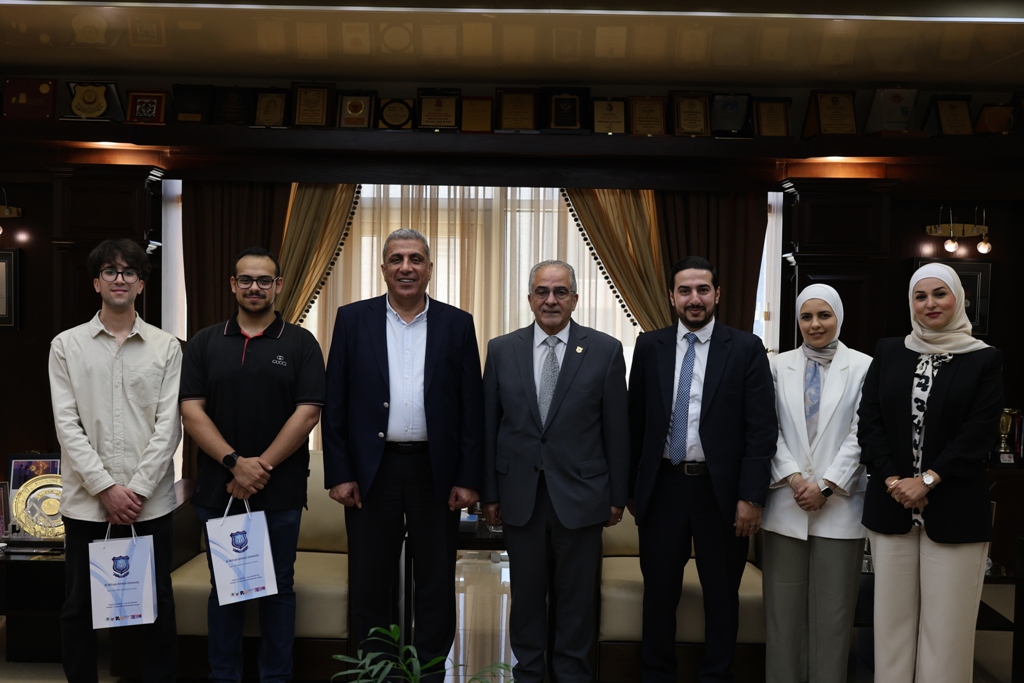 رئيس عمّان الأهلية يكرّم فريق الجامعة الفائز بالمركز الثالث بمسابقة  FinTech Rally