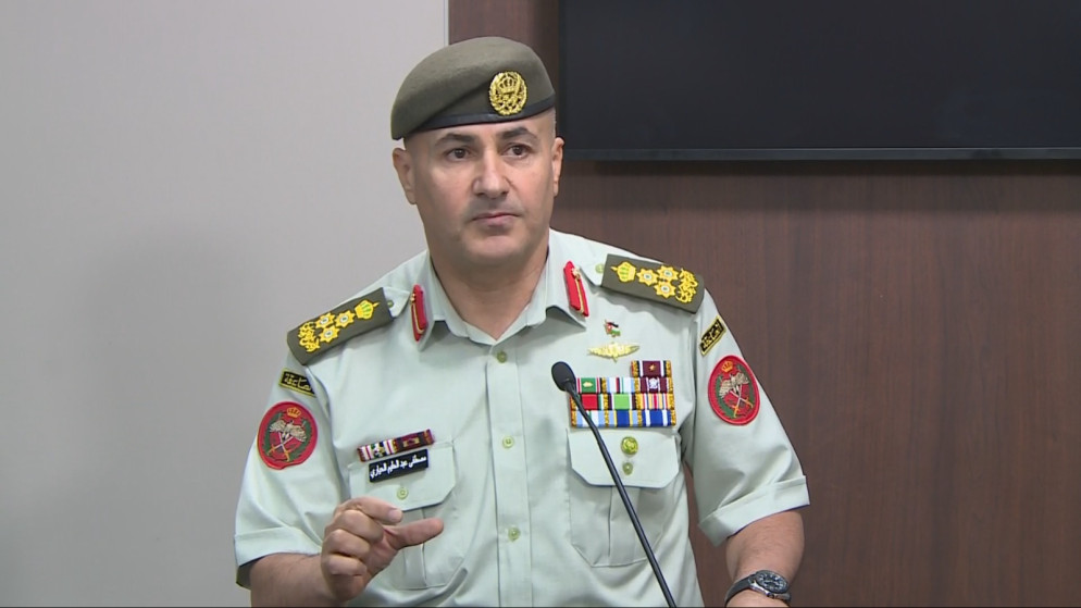 الجيش كاشفا عن تفاصيل خدمة العلم: وثائق عسكرية بدل المدنية ..ولا "خلويات"
