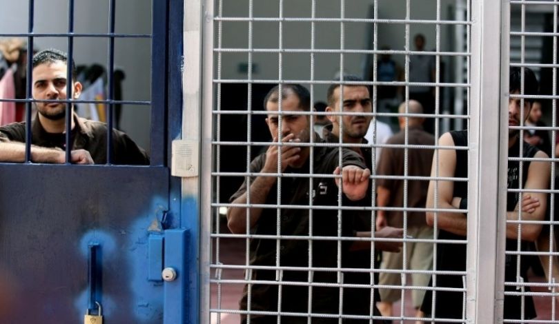 أسرى المؤبدات المقرر الإفراج عنهم من السجون الإسرائيلية- اسماء