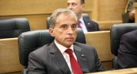حسّان: الحكومة ملتزمة بتوجيهات الملك في خطاب العرش