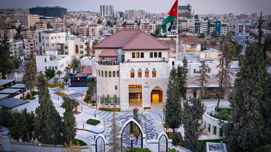 الحكومة تقدم تقريرا لمجلسي الأعيان والنواب حول الأداء الاقتصادي للعام الماضي
