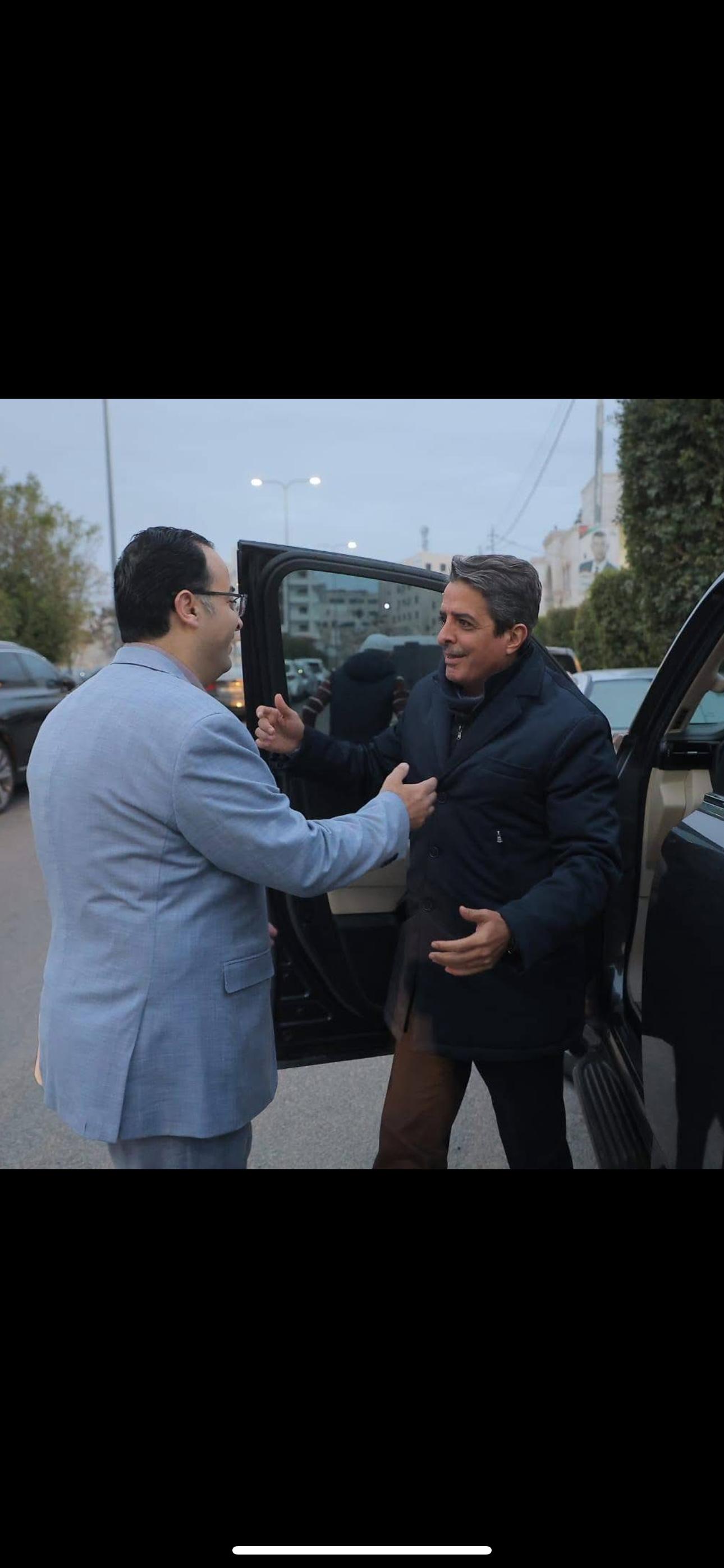 وزير الشباب في دار المحامي حسام الخصاونة وسط حضور شبابي كبير (شاهد)