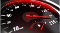 ضبط مركبات تسير بسرعات عالية تفوق 200 كم/ ساعة