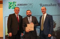 تكريم البنك الأردني الكويتي كأول بنك في الأردن يحصل على شهادة "إيدج" للأبنية الخضراء