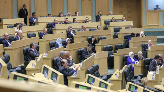 ضمن استجابة أردنية قطرية.. توزيع طرود غذائية في جنوب قطاع غزة