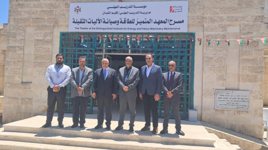وزير العمل يؤكد للشباب أن أولوية الحكومة تشغيل الأردنيين