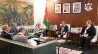 رئيس الوزراء يبحث مع المديرة المنتدبة لشؤون العمليات في البنك الدولي أولويات التعاون المشترك