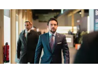 ولي العهد يعزي بوفاة الشيخ حمد بن خليفة آل ثاني