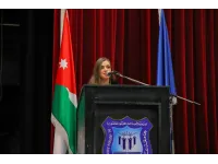 نهاية مأساوية.. وفاة أربعيني إثر اشتعال مركبته في الزرقاء