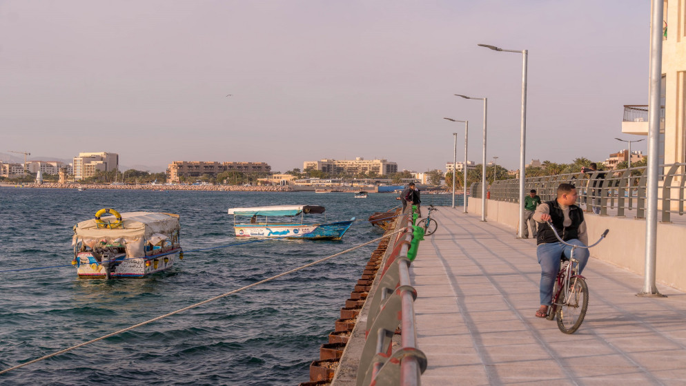 خطة حكومية عاجلة لتطوير شواطئ العقبة وتحويلها الى واجهة سياحية عالمية