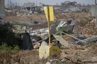 جدار ترابي عازل يمزق جغرافيا قطاع غزة ويفرض واقعا ميدانيا جديدا