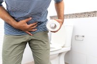 لغز الامساك المزمن يفك شفرته الدماغ الثاني في الامعاء