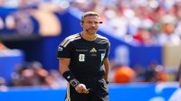 نهاية حقبة تحكيمية: سلافكو فينسيتش يغادر الملاعب بعد قمة المونديال