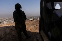 خلف الكواليس: اختيار 5 الاف فلسطيني لتشكيل نواة جهاز امني جديد في غزة