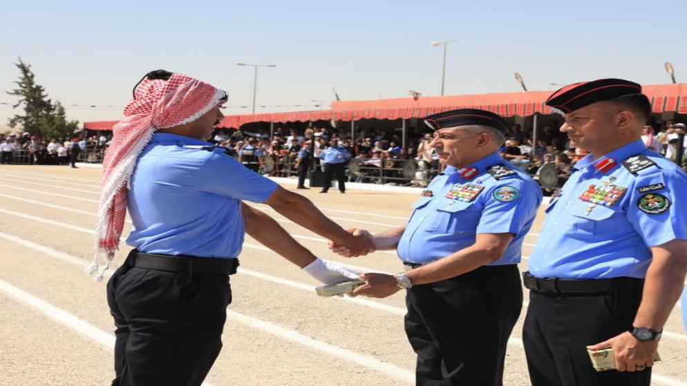 دماء جديدة في جهاز الامن العام تخريج دفعة من المستجدين
