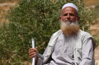 صمود فلسطيني اسطوري في مسافر يطا رغم بتر الساق ومحاولات التهجير القسري