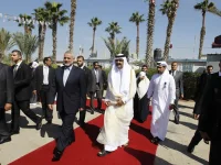 حزن في غزة على رحيل الامير الوالد حمد بن خليفة الذي كسر حصار القطاع