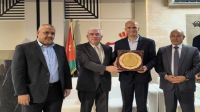 احتفاء شعبي ورسمي في الرمثا بالحكم ادهم المخادمة ونجوم الزمن الجميل