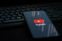 شفافية رقمية جديدة من يوتيوب لتمييز محتوى الذكاء الاصطناعي