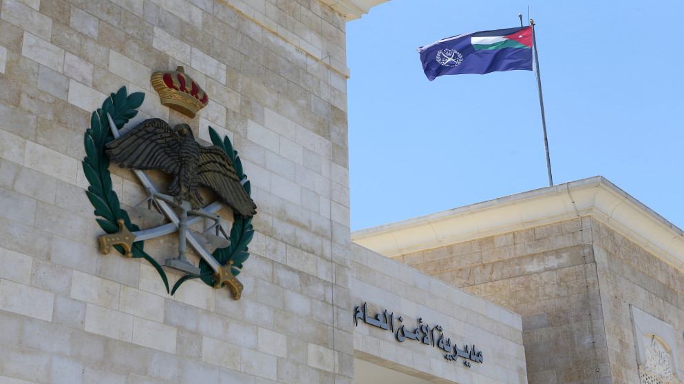 حالة استنفار في الزرقاء بعد اصابة مواطنين بتسمم غذائي من مطعم شهير