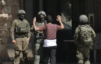 سيناريو الرعب في الضفة الغربية.. تنسيق ميداني بين المستوطنين وقوات الاحتلال لفرض واقع تهجيري جديد