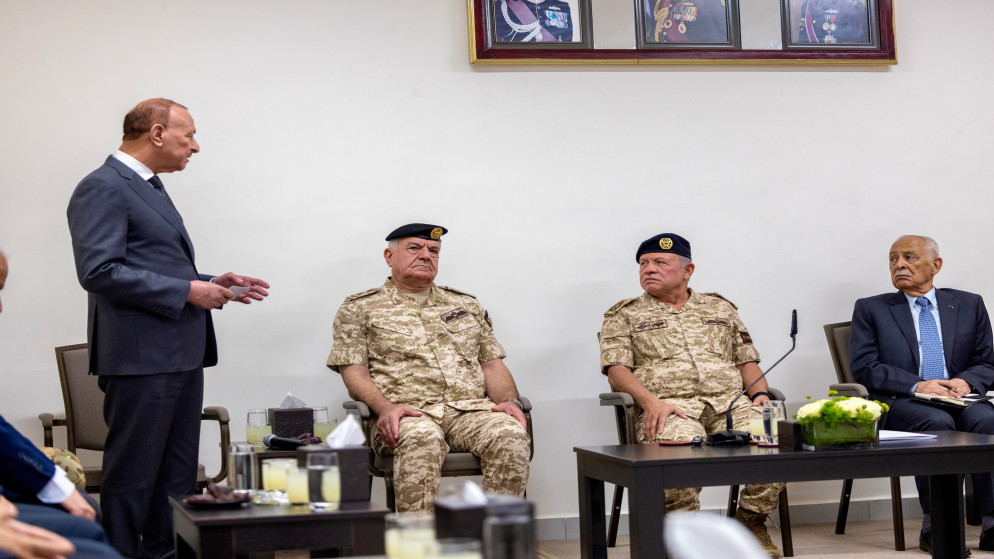 الملك يجدد العهد مع رفاق السلاح في لواء الحسين بن طلال المدرع