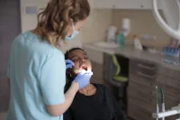 حل سحري للاطفال.. ايقاف تسوس الاسنان دون الحاجة الى الحفر او التخدير