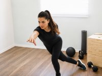 حرق الدهون بذكاء: دليلك الشامل لتمارين HIIT المنزلية للياقة بدنية مذهلة