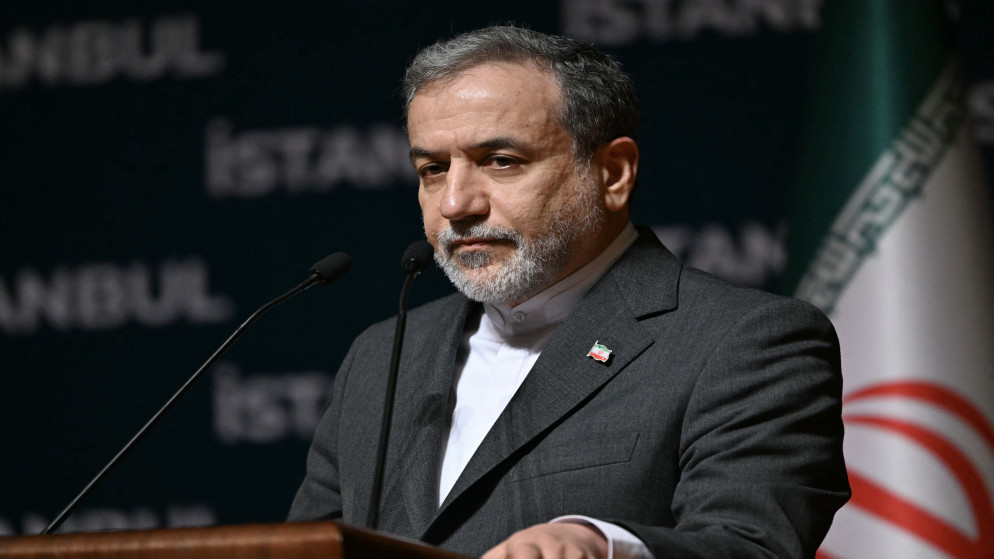 طهران تغلق ابواب التفاوض مع واشنطن وتتمسك بسيادة مضيق هرمز