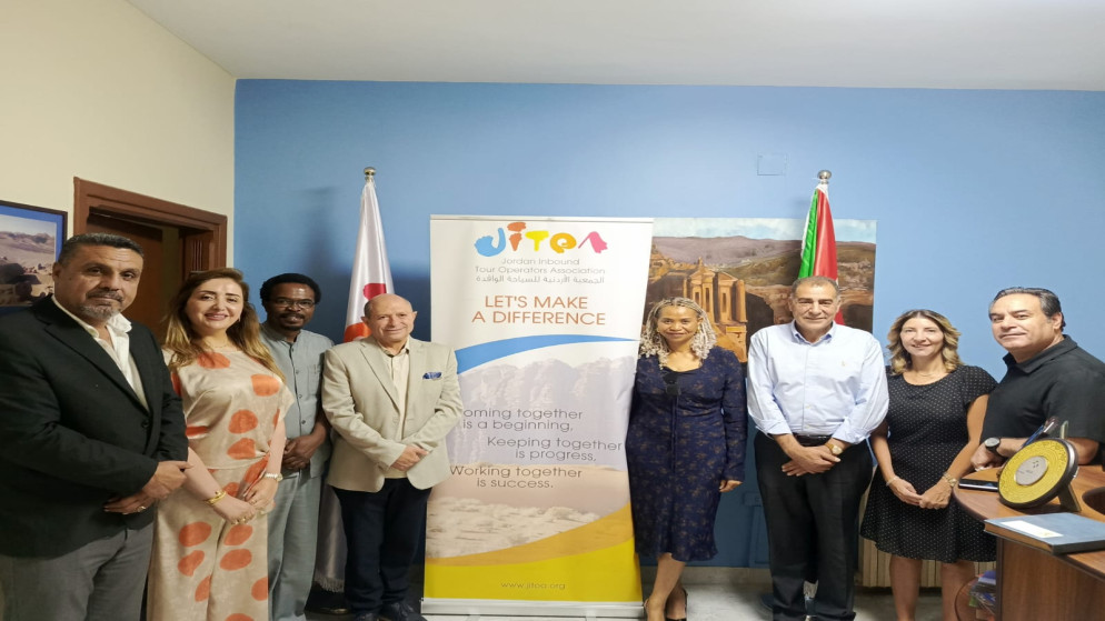 مباحثات اردنية جنوب افريقية لتعزيز السياحة الدينية وجذب الزوار