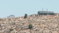مستوطنون يغلقون اراضي المزارعين الفلسطينيين ويصعدون وتيرة التضييق الميداني