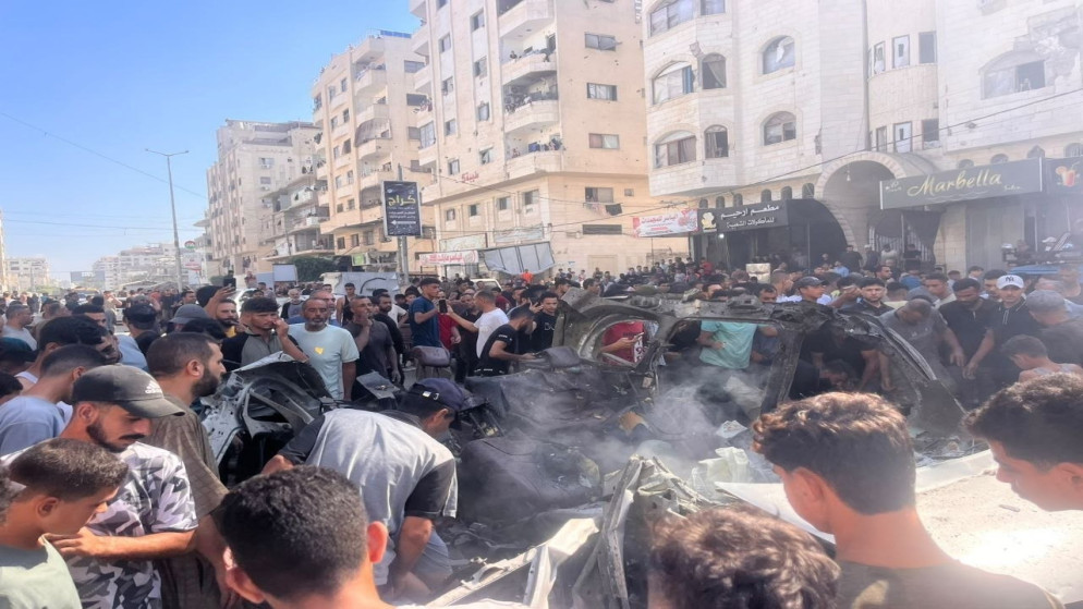 غارات جوية دامية تستهدف مركبة مدنية في حي تل الهوا بغزة
