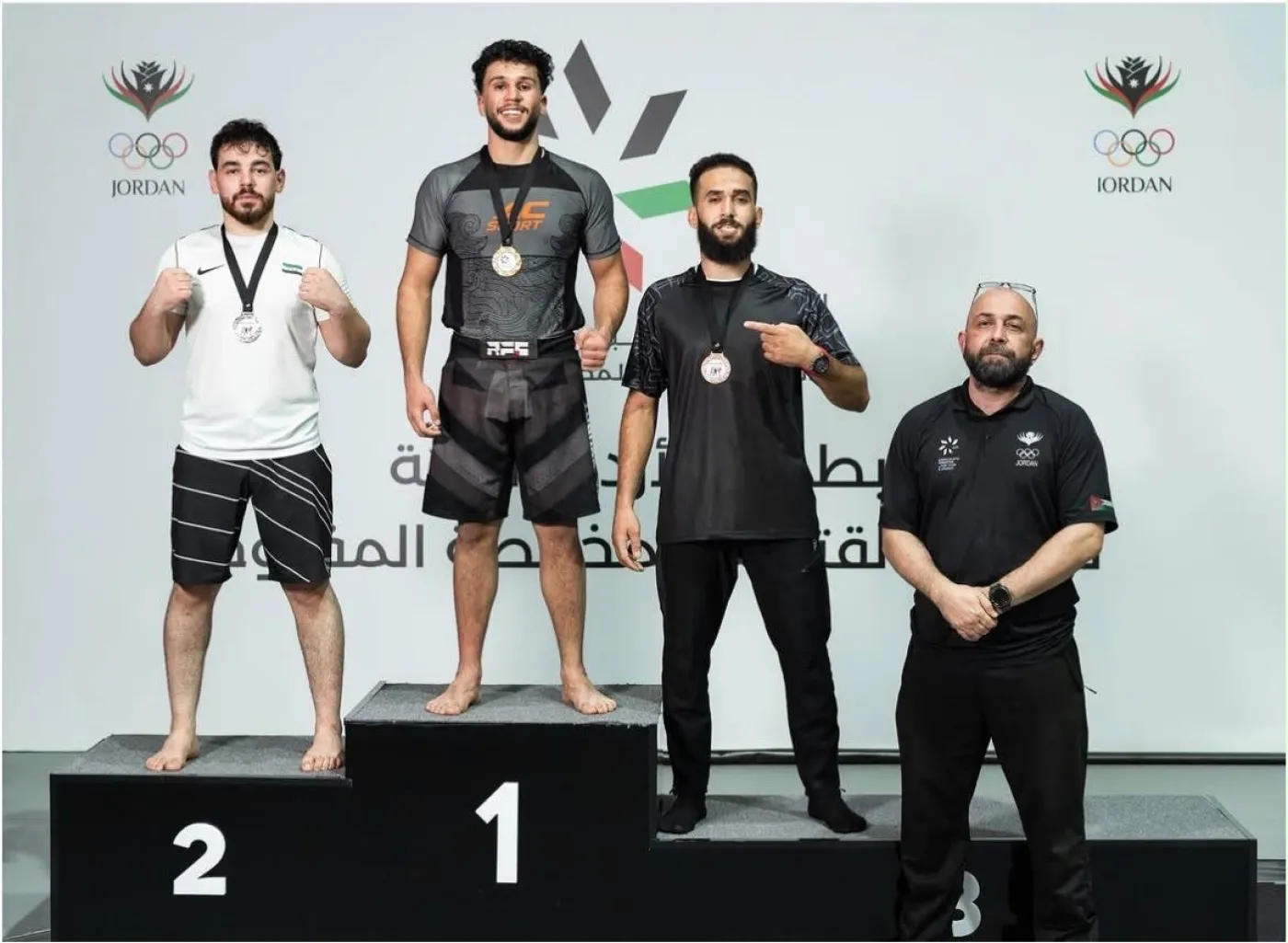 طالب جامعة عمان الأهلية (أمير العموش) يتوّج بطلاً للمملكة في الـ  MMA