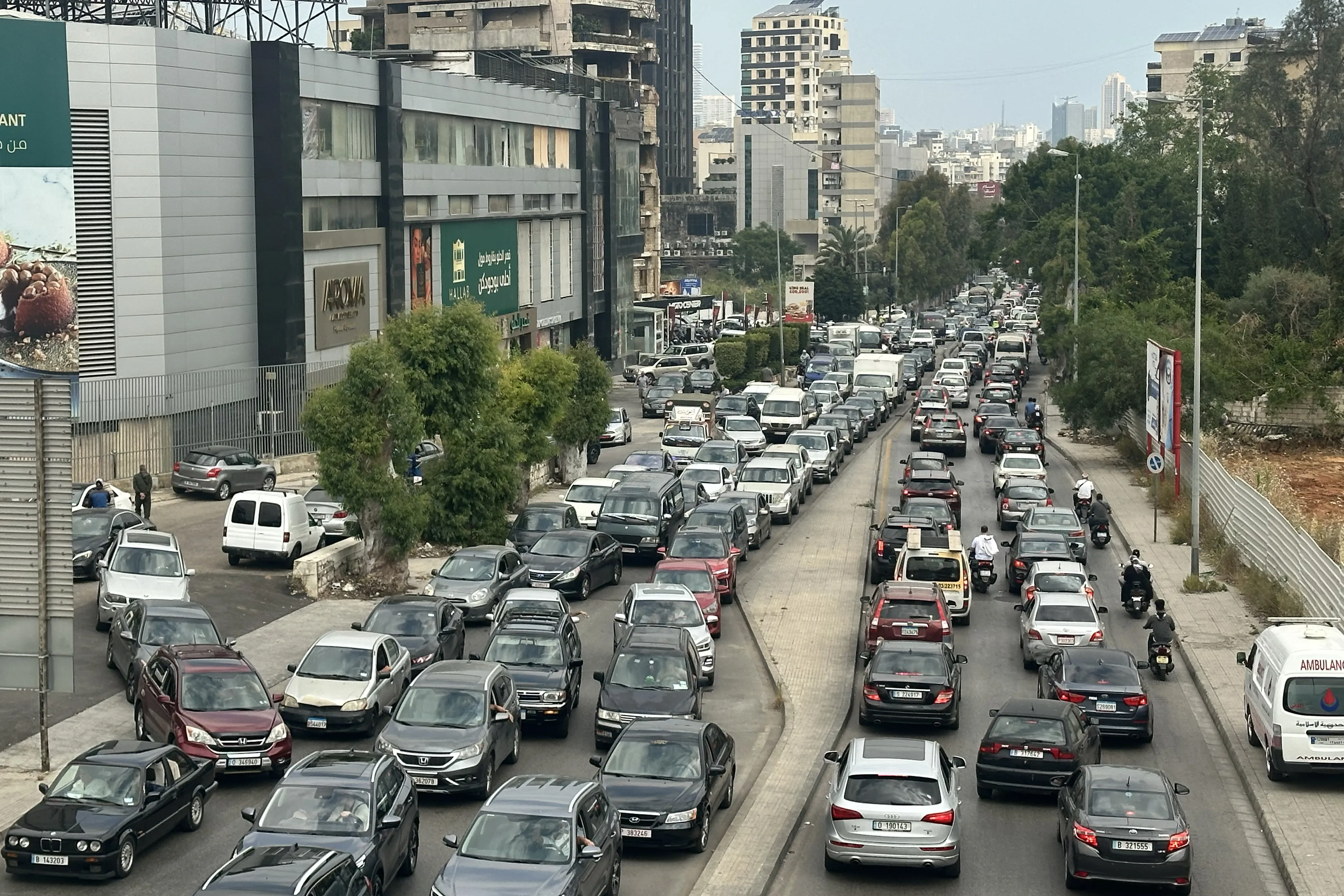 ازمة الطرق العالمية تتفاقم مع تجاوز المركبات حاجز المليار ونصف المليار