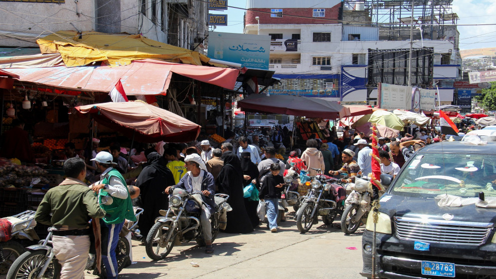 تعز تواجه حصارا خانقا وازمة انسانية متفاقمة وسط تصعيد عسكري