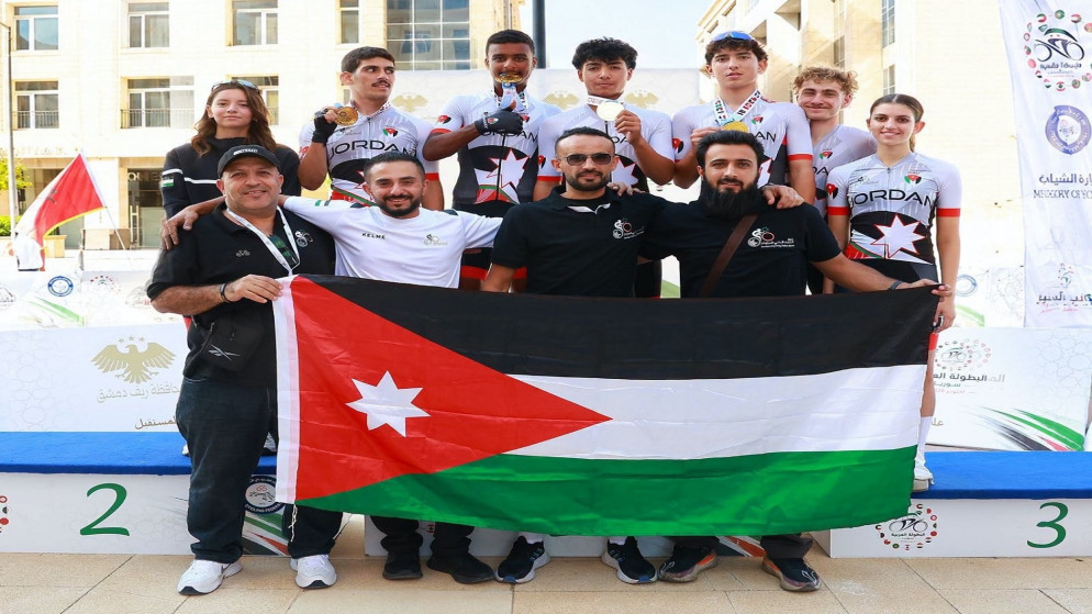 هيبة الدراجات الاردنية تتصدر منصات التتويج في البطولة العربية