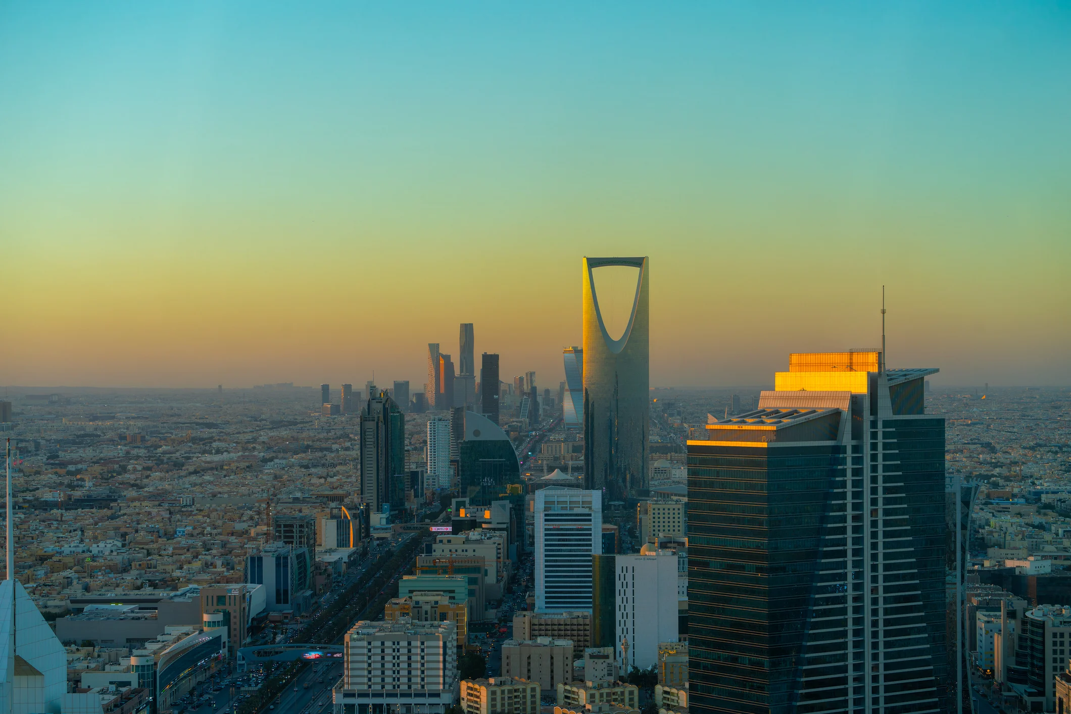 تصدي الدفاعات السعودية لسلسلة هجمات جوية بطائرات مسيرة