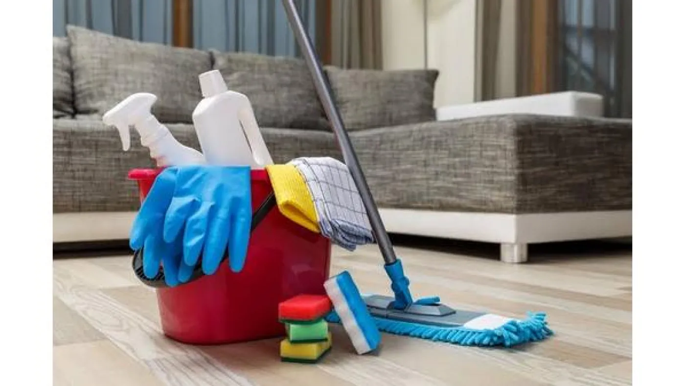 كفالة بـ75 ألف دينار وشروط جديدة.. العمل توضح متطلبات ترخيص شركات عاملات التنظيف